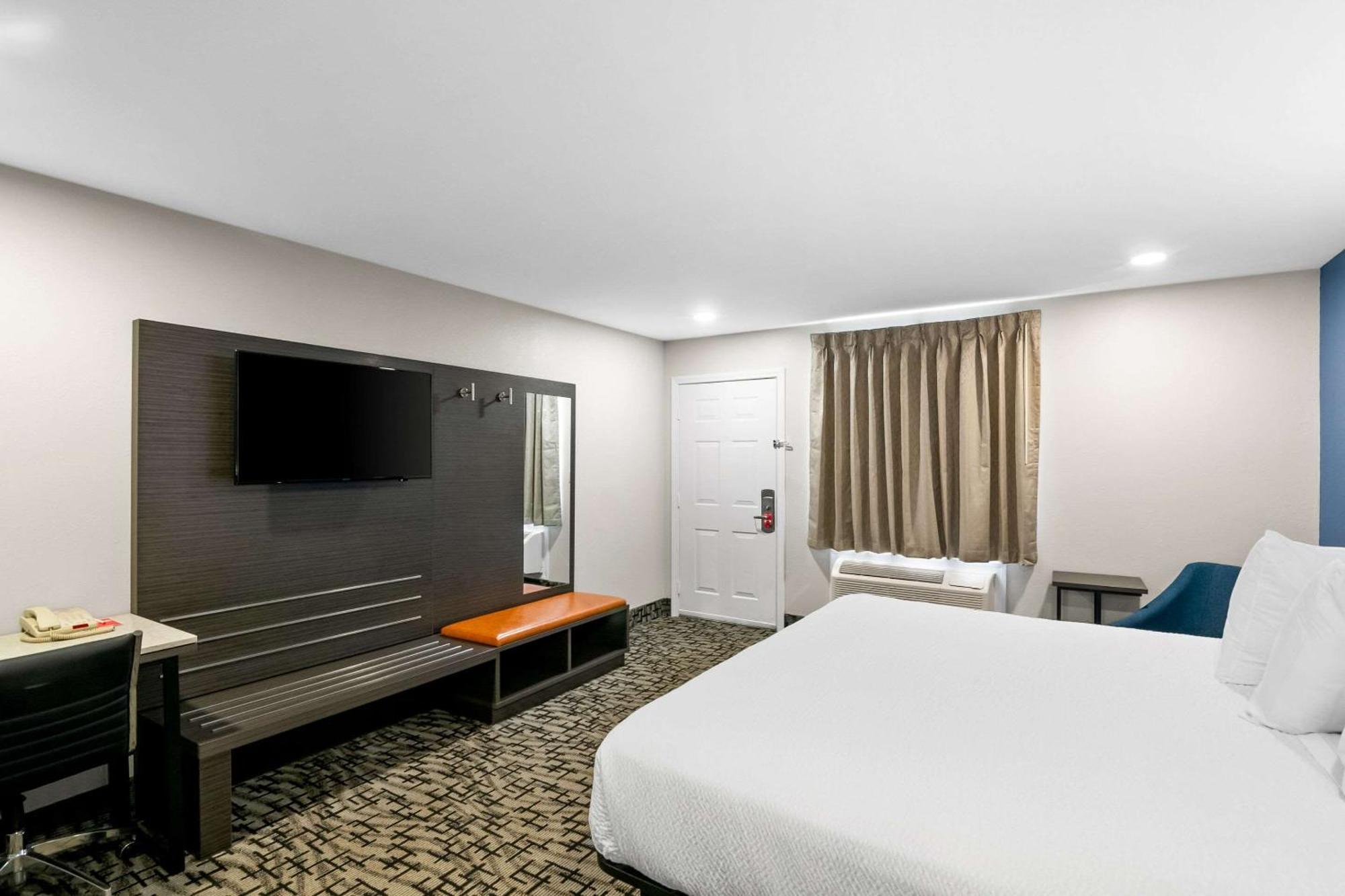 Econo Lodge Bethel - Danbury Buitenkant foto